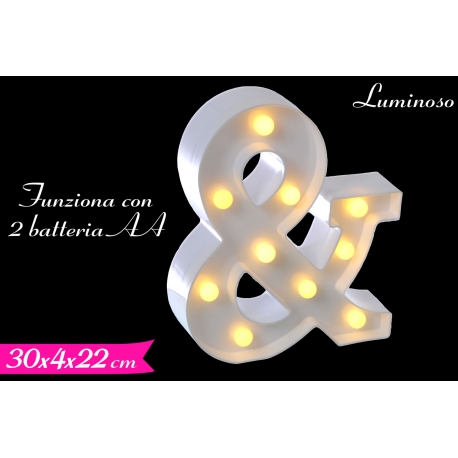 DECORAZIONE LUMINOSA LETTERA e